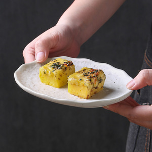 จานซูชิเซรามิกทรงรีขนาด 7 นิ้ว เคลือบแบบ Reactive Glaze สำหรับอาหารญี่ปุ่น ร้านอาหาร โรงแรม และภาชนะบนโต๊ะอาหาร - Product Image 4