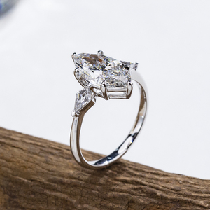 Bague de fiançailles Messi Jewelry MSR-2107 en or 18 carats avec diamant de laboratoire taille marquise - Product Image 5