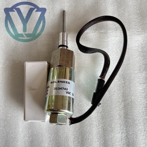 D134742 Électrovanne de transmission 12V compatible avec 480E/580E pour chargeuse-excavatrice N14766 D67903 - Product Image 1