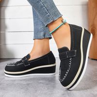 Mocassins compensés pour femmes avec pompons, à enfiler, rehaussant la taille, chaussures décontractées pour le quotidien et le bureau