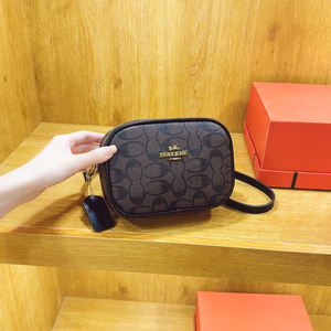 Sac messager tendance rétro pour femme - Petit sac à bandoulière carré en PU avec fermeture éclair - Design multifonctionnel.700 - Product Image 5