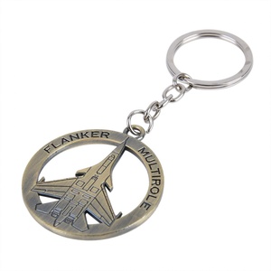Llavero de Carabinero Multifuncional de Metal de Lujo Personalizado con Impresión Tipográfica Hecha a Mano para Venta al Por Mayor - Product Image 1