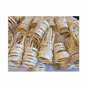 Portavasos de bambú resistente de alta calidad, hermoso, artesanía, mango de taza de bambú, cuerda de bambú para sostener la taza para llevar - Product Image 1