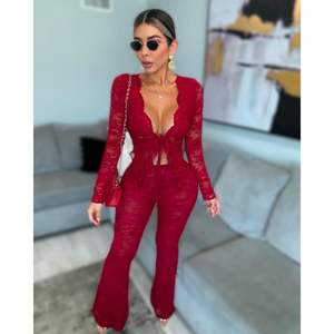 Voikerdr Ensemble deux pièces sexy en dentelle pour femme, col en V, pantalon évasé moulant, tenue de club, mode adulte, découpes transparentes - Product Image 3