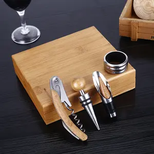 Ensemble cadeau de <span class=keywords><strong>tire</strong></span>-<span class=keywords><strong>bouchon</strong></span> à vin en bambou en bois de 4 pièces en gros avec boîte cadeau d'ouvre-bouteille de vin rouge - Product Image 1