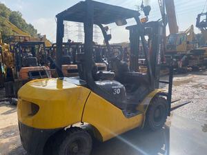 Chariot élévateur d'occasion KOMATSU FD30 pour travaux de terrassement - Offre Spéciale - Product Image 5