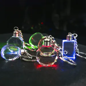 Ehre der Kristall fabrik Günstige benutzer definierte 3d leere Leben Materie Glas Licht Kristall Schlüssel anhänger Für Geschenk