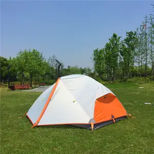 하이 엔드 초경량 트레킹 텐트, 더블 레이어 방수 캠핑 텐트 2 인, CZX-164 야외 텐트는 발자국과 함께 제공