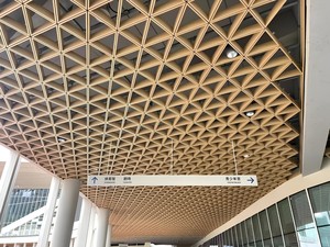 Panneaux de plafond en grille d'aluminium sur mesure pour plafonds métalliques suspendus intérieurs, installation en encastrement - Product Image 4