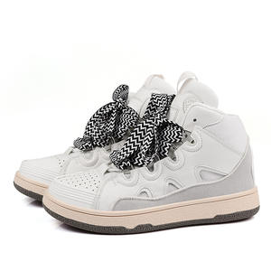 Chaussures de créateur de luxe originales de haute qualité, personnalisées, pour jeunes couples, modèle Lanven Curb Sneaker, style marche, en maille, collection Printemps B30 - Product Image 6