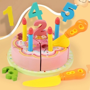 Jouet <span class=keywords><strong>de</strong></span> gâteau <span class=keywords><strong>d</strong></span>'<span class=keywords><strong>anniversaire</strong></span> en bois pour enfants réaliste semblant jouer ensemble <span class=keywords><strong>de</strong></span> coupe <span class=keywords><strong>de</strong></span> nourriture Montessori jouet éducatif pour les enfants - Product Image 1