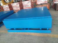 Pont d'accès hydraulique fixe pour chargement/déchargement de marchandises, capacité de 6 à 15 tonnes, hauteur de levage de 1,8 m - Fabricant sur mesure