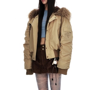 Blouson Bomber Rétro à Capuche pour Femme Boying, Doudoune Chaude d'Hiver avec Col en Fourrure, Motif Personnalisable, Épaissi pour le Streetwear - Product Image 3