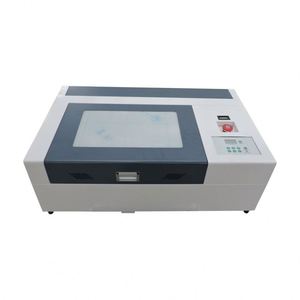 เครื่องแกะสลักและตัดด้วยเลเซอร์ CO2 แบบพกพา รุ่น 3020 มินิ พร้อมมอเตอร์กำลังไฟ 100 วัตต์ แรงดันไฟฟ้าคู่ 220V/110V - Product Image 2