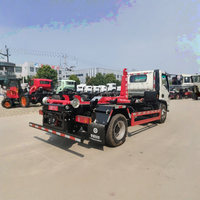 Camion benne arrière DongFeng 4x2 avec bras de levage pour conteneur de 20 mètres cubes