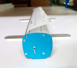 Tùy chỉnh in có thể thu vào nhôm <span class=keywords><strong>Roll</strong></span>-up hiển thị đứng cho Kpop quảng cáo sự kiện di động quảng cáo Vinyl biểu ngữ - Product Image 5
