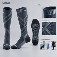 Chaussettes de compression sportives gris anthracite à compression graduée pour mollets, avec tableau de mesure, manchette plus large et bout plat