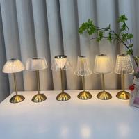 Lampe de table en cristal de style moderne avec abat-jour de luxe, éclairage décoratif d'intérieur, lampe tactile, décoration de la maison
