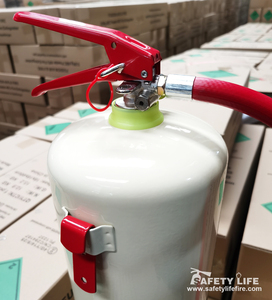 Estintore a Schiuma Chimica Umida per la Lotta contro l'Incendio, Colore dell'Anno 2026 - Product Image 4