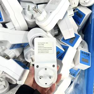 Protector de Sobretensión 220V con Pantalla Digital Ajustable KE-2166P Monofásico 10A 15A 16A 20A Protección para Refrigerador - Product Image 3