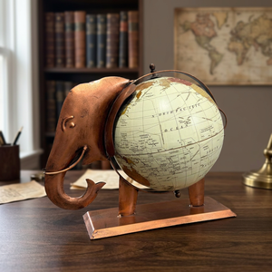 Base de Globo Terráqueo de Metal Pintado a Mano con Diseño de Elefante |   Escultura Decorativa de Globo Terráqueo en Hierro con Acabado en Cobre Antiguo de Diseño Moderno - Product Image 2