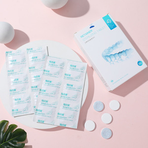 Comprimés effervescents nettoyants pour appareils orthodontiques Yakeling, liquide nettoyant pour appareils invisibles, comprimés effervescents pour dents - Product Image 1