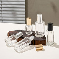 Étiquettes personnalisées 3ml 4ml 5ml 6ml 15ml 20ml carré de 10ml bouteille de parfum en verre à bille roulante en métal bouteille d'huile essentielle en verre