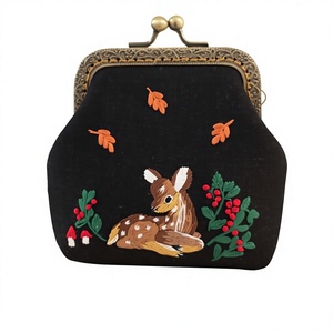Wholesale Elegant Embroidery Animal Prints Waterproof Linen Unisex Portable <b>Wallet</b> for Formal Occasions Vintage Style <b>Small</b> Size - Product Image 1