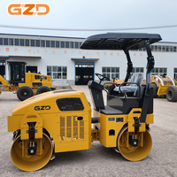 Compacteur routier industriel GZD de 3 tonnes, rouleau vibratoire à double tambour avec une force centrifuge de 30KN pour les travaux routiers