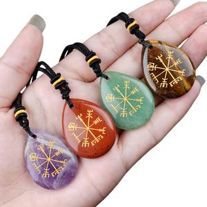 Vente en gros 25*33MM Pendentif perforé en forme de goutte d'eau Collier chaîne tissée Symboles de gravure au laser Cadeau personnalisé de pierres précieuses - Product Image 2