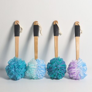 Éponge de bain avec long manche, forme boule, pour nettoyer le dos - Product Image 1