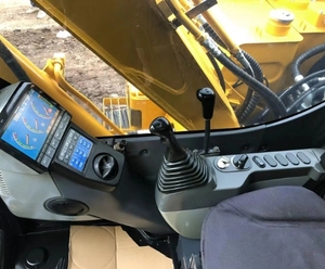 รถขุดมือสอง Komatsu PC70 สภาพดี ยี่ห้อญี่ปุ่น คุณภาพเยี่ยม ขายดี รถขุด 7 ตัน รถขุด Komatsu EXCAV DIGGER PC70 - Product Image 5