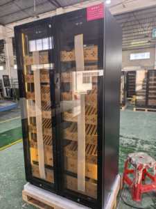 Humidor para Cigarros NE-175-8 Comercial, con Doble Puerta de Vidrio, Gran Tamaño, con Función de Eliminación de Amoníaco - Product Image 6