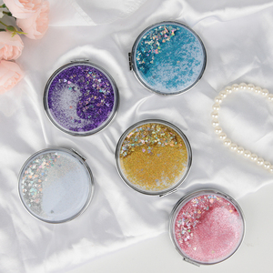 Gương trang điểm nhỏ gọn có thể gập lại dễ thương Gương trang điểm nhỏ gọn cát lún di động - Product Image 4