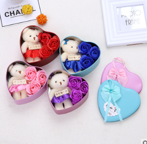 Regalo <span class=keywords><strong>di</strong></span> giorno <span class=keywords><strong>di</strong></span> san valentino Fiore Artificiale Fiore <span class=keywords><strong>di</strong></span> rosa <span class=keywords><strong>orso</strong></span> rosa Teddy bear conserve <span class=keywords><strong>di</strong></span> fragrante <span class=keywords><strong>orso</strong></span> fiore del sapone <span class=keywords><strong>con</strong></span> scatola a forma <span class=keywords><strong>di</strong></span> <span class=keywords><strong>Cuore</strong></span> caso - Product Image 5