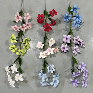 Fleurs artificielles en soie, lys à cinq têtes, décorations de sol réalistes pour mariage, décoration intérieure, accessoires de photographie - Product Image 2