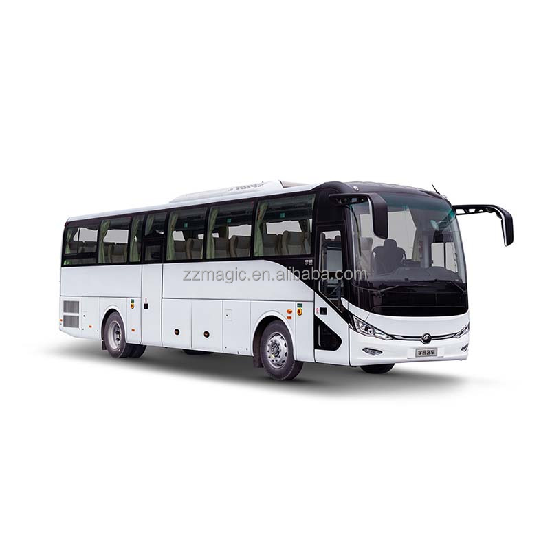 Автобус Ютонг 53 места