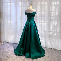 Robe de soirée longue vert grande taille en satin, épaules dénudées, pour bal et fête