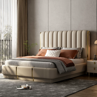 Lit en cuir rembourré, design italien moderne de luxe, lit double haut de gamme pour la chambre à coucher, cadre de lit en bois