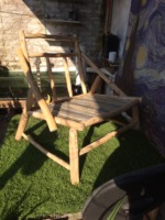 Chaise en bois massif durable de style nordique, taille personnalisable, faible MOQ 500 pièces pour chambre à coucher, hôtel et parc, fabriquée au Vietnam