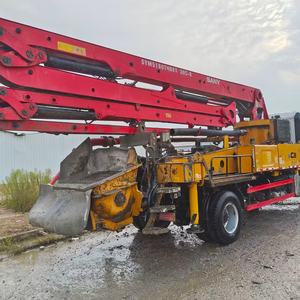 Camión Bomba de Concreto de 30 Metros, un Vehículo Esencial para la Construcción de Edificios de Gran Altura, en Excelentes Condiciones - Product Image 4