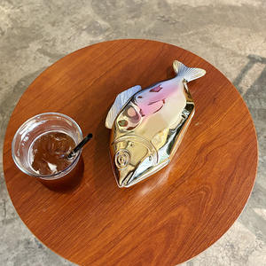 กระเป๋าคลัทช์อะคริลิคทรงปลาสุดเก๋ งานปาร์ตี้ งานแต่งงาน ดีไซน์หรูหรา ชุบสีไล่เฉด สะพายไหล่ได้ ขนาดเล็ก - Product Image 2