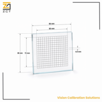 Cible de calibrage en grille de verre avec motif de lignes chromées pour l'étalonnage de l'échelle et la mesure des coordonnées des caméras de vision industrielle