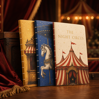 Ensemble de 3 carnets personnalisés LABON « Night Circus » – Journaux à couverture souple cousus à cheval, motif cheval de carrousel moutarde, tente de cirque et étoiles dorées