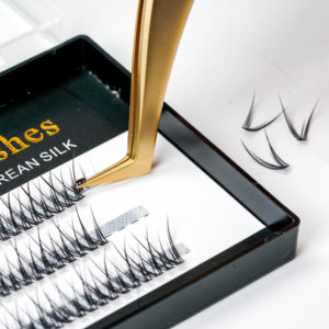 100% fabriqué à la main thermocollée 10d cils ventilateurs premade russie le meilleur populaire volume cils ventilateurs - Product Image 2