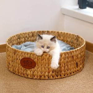 Lit pour animaux de compagnie en jacinthe d'eau naturelle tissée à la main durable espace de repos d'été frais pour chats et chiens dans une cage ou un panier - Product Image 5