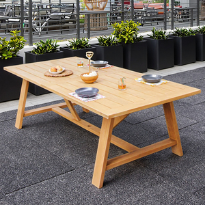 Table d'extérieur en bois de haute qualité quatre places résistant aux intempéries belle table extérieure complément parfait au jardin ou à la terrasse - Product Image 2