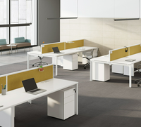 Bureau de fabricant professionnel avec cloisons Table de personnel moderne simple pour poste de travail spacieux du personnel de l'entreprise