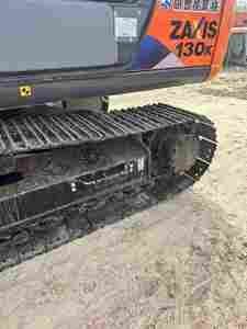 Excavadora Usada de 13 Toneladas Hitachi Zx130 Fabricada en JAPÓN, Máquina Original Hitachi Zx130 de 13 Toneladas en Venta - Product Image 5