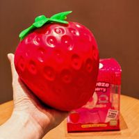 Groothandel Reuze Gesimuleerde Fruit Slow Rebound Squishy Blauwe Bes Aardbei Avocado Stressverlichtende Knijp Speelgoed Blind Box